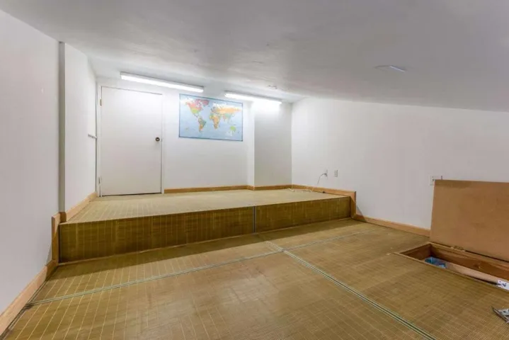 104 Greenmeadow Way, Palo Alto, California 94306