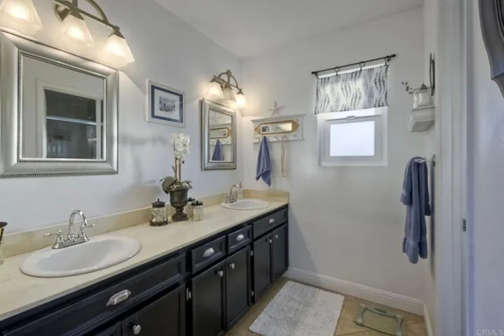 2708 York Road, Carlsbad, California 92010