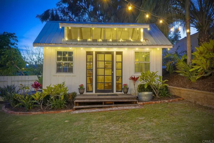 2708 York Road, Carlsbad, California 92010