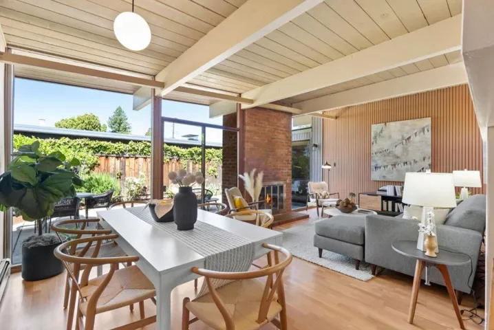 900 Elsinore Drive, Palo Alto, California 94303