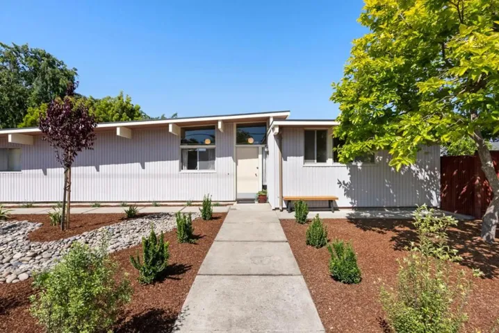 900 Elsinore Drive, Palo Alto, California 94303