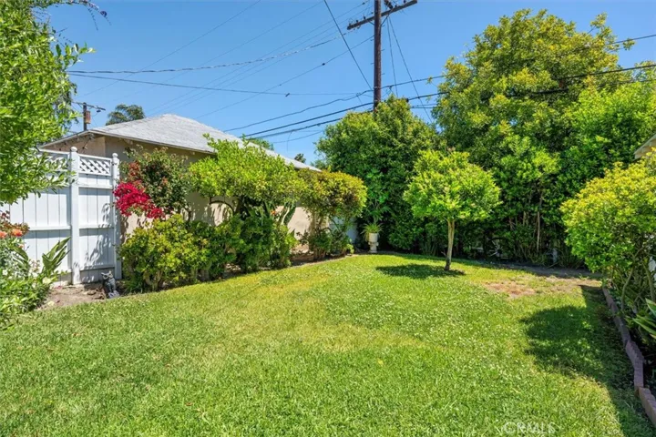 4242 Sunnyslope Avenue, Sherman Oaks, California 91423