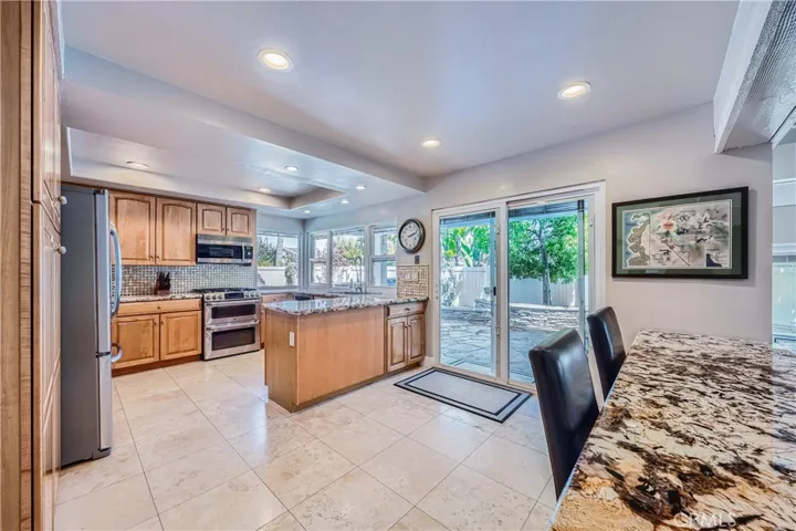 4048 Mistral Drive, Huntington Beach, California 92649