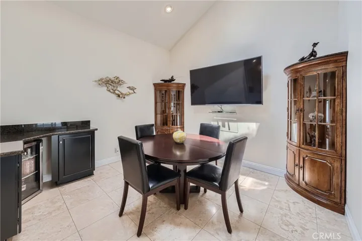 4048 Mistral Drive, Huntington Beach, California 92649