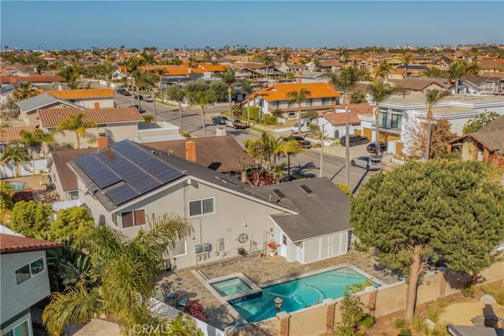 4048 Mistral Drive, Huntington Beach, California 92649
