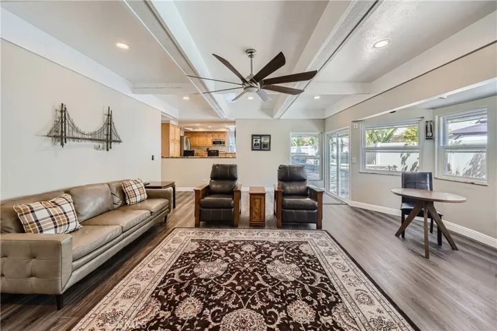 4048 Mistral Drive, Huntington Beach, California 92649