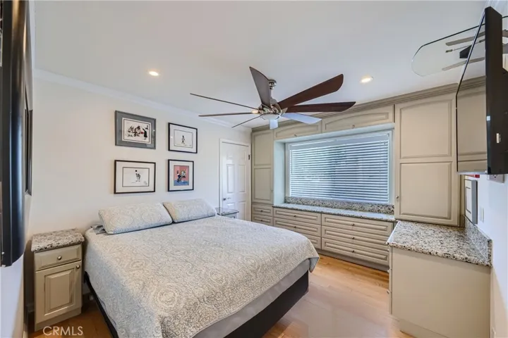 4048 Mistral Drive, Huntington Beach, California 92649