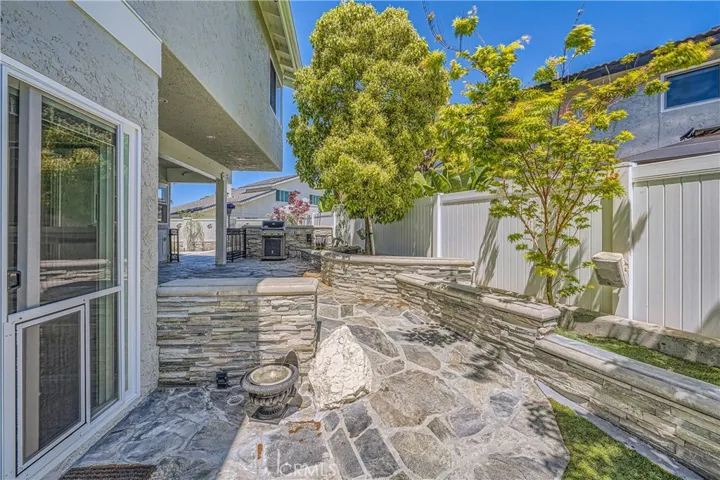 4048 Mistral Drive, Huntington Beach, California 92649