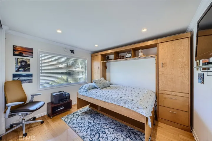 4048 Mistral Drive, Huntington Beach, California 92649