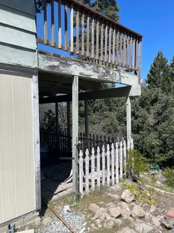 1055 Fiden Court, Crestline, California 92325