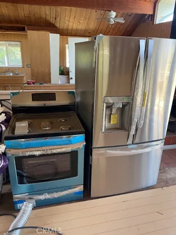 1055 Fiden Court, Crestline, California 92325