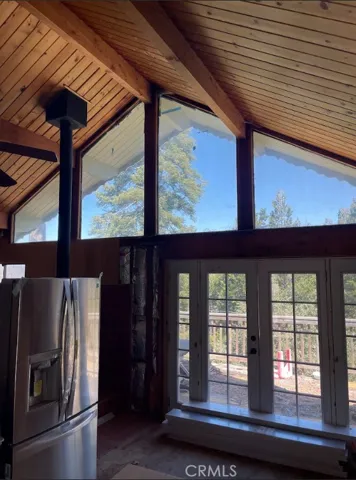 1055 Fiden Court, Crestline, California 92325