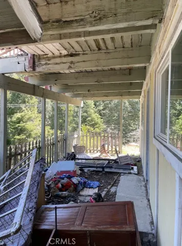 1055 Fiden Court, Crestline, California 92325