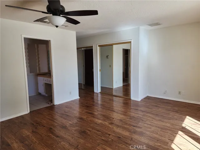 20360 Eyota Road, Apple Valley, California 92308