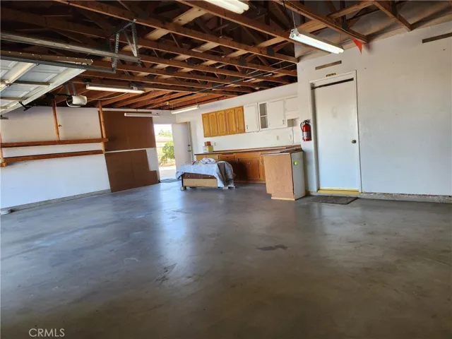20360 Eyota Road, Apple Valley, California 92308