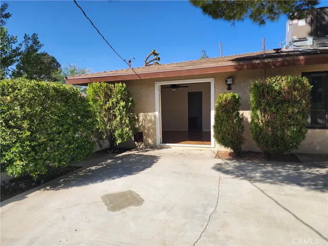 20360 Eyota Road, Apple Valley, California 92308
