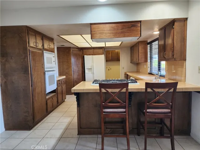 20360 Eyota Road, Apple Valley, California 92308