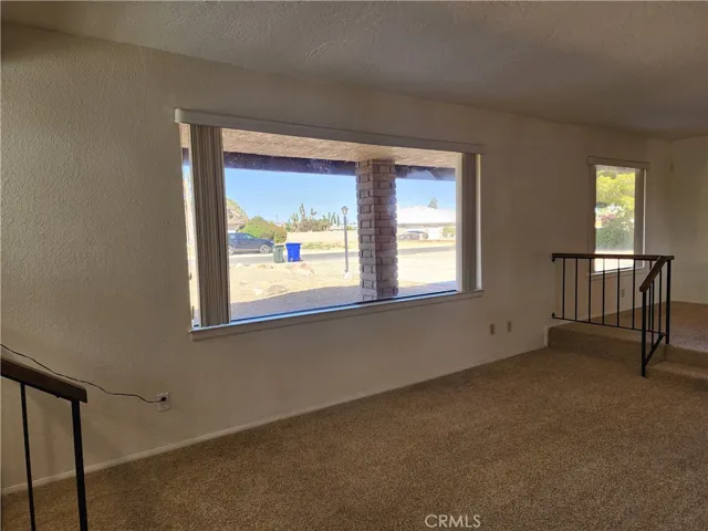 20360 Eyota Road, Apple Valley, California 92308