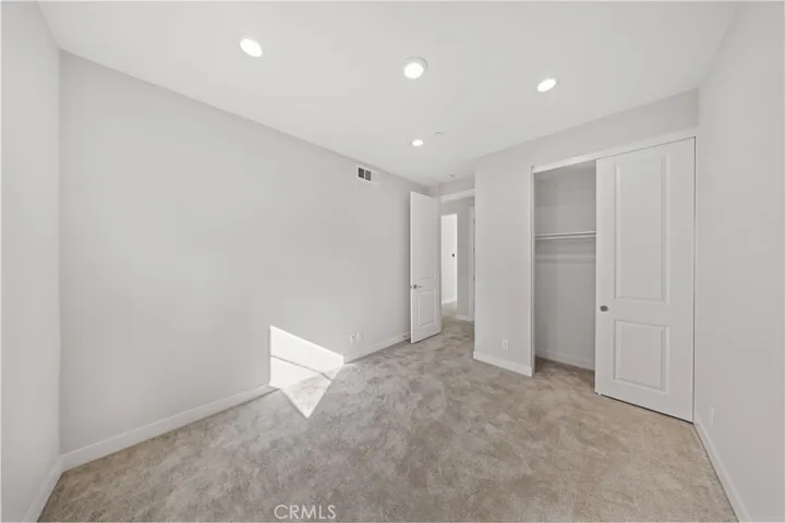 120 Pin Lane, Lake Forest, California 92630