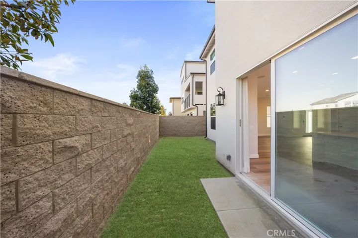120 Pin Lane, Lake Forest, California 92630