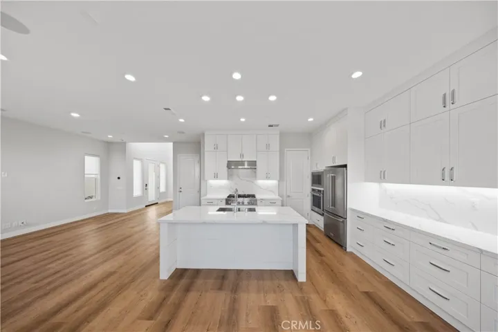 120 Pin Lane, Lake Forest, California 92630