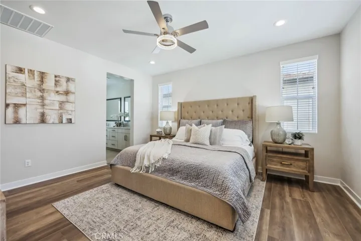 100 Amber Oak, Lake Forest, California 92630