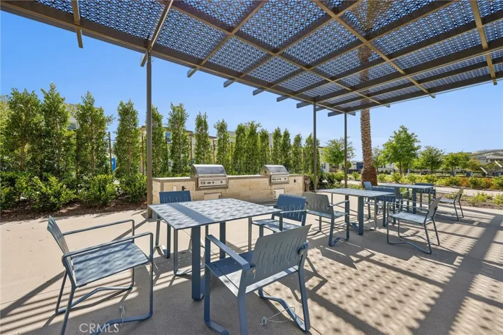 100 Amber Oak, Lake Forest, California 92630