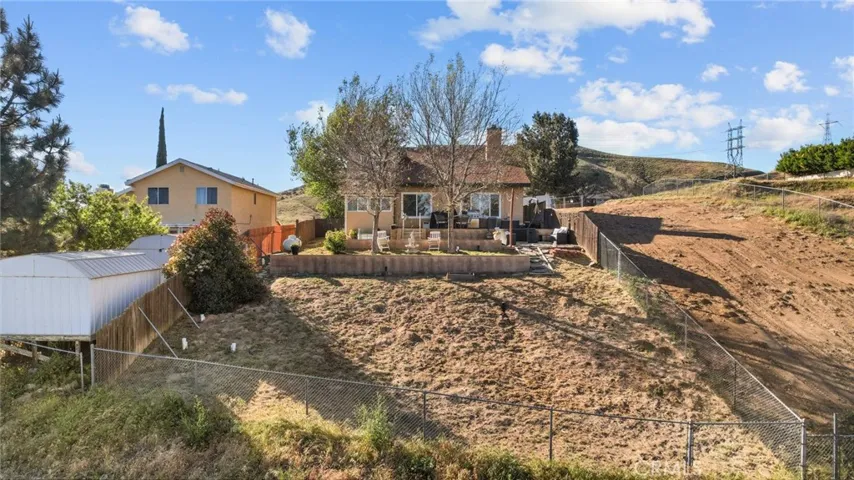 13266 Littlehorn Road, Lake Hughes, California 93532