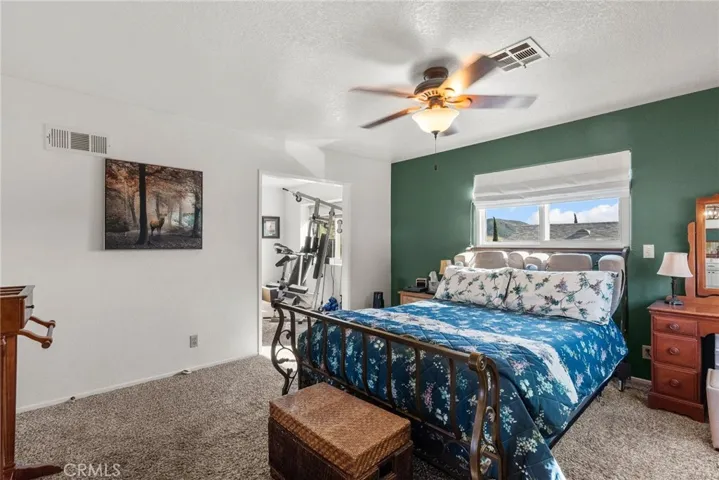 13266 Littlehorn Road, Lake Hughes, California 93532
