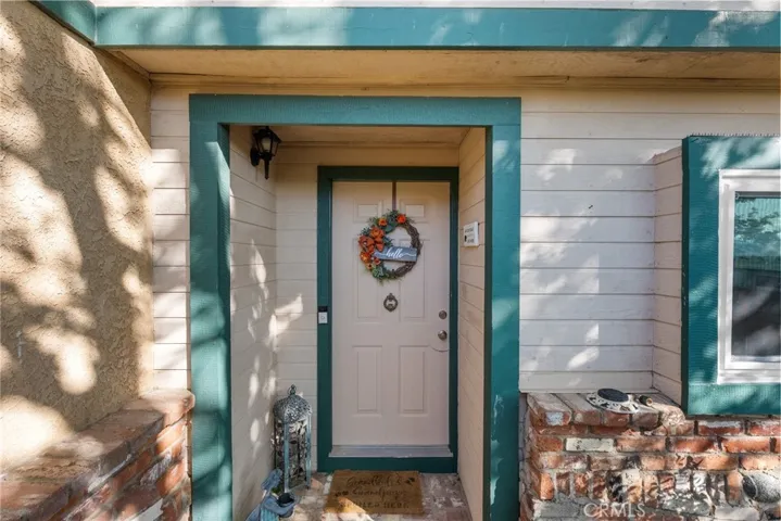 13266 Littlehorn Road, Lake Hughes, California 93532
