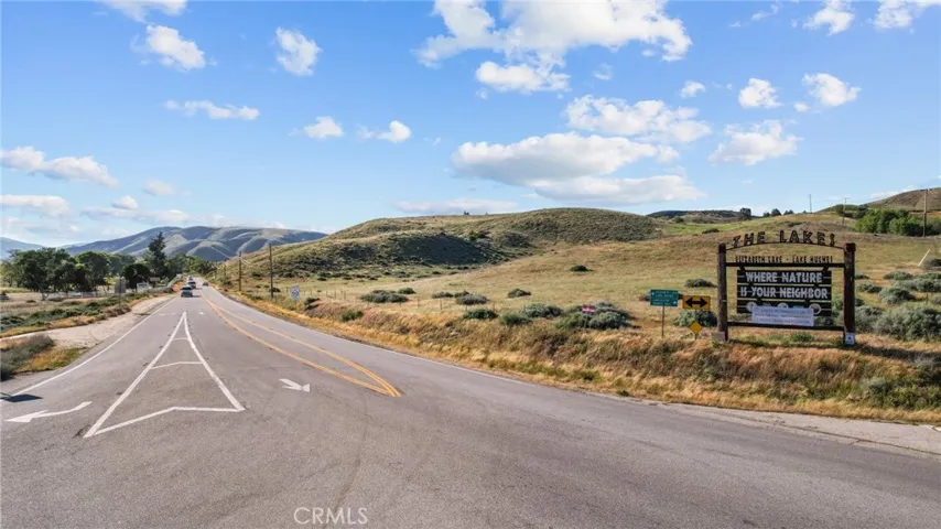 13266 Littlehorn Road, Lake Hughes, California 93532