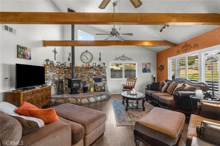 13266 Littlehorn Road, Lake Hughes, California 93532