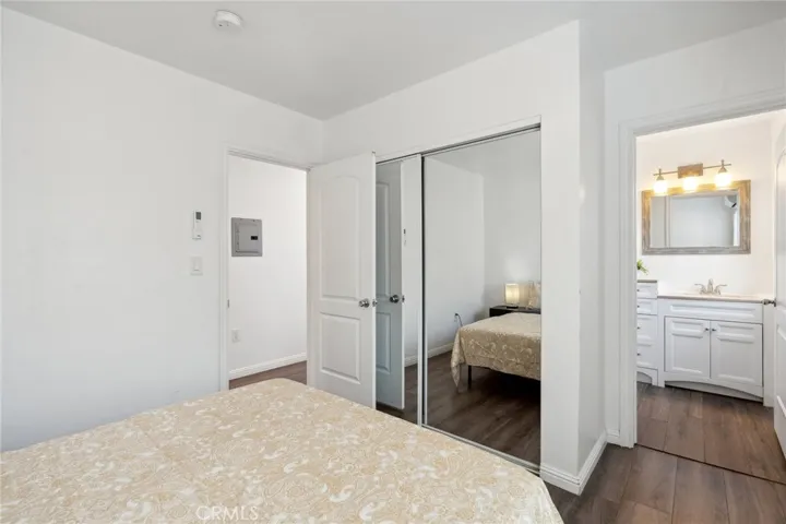 6010 8th Avenue, Los Angeles, California 90043