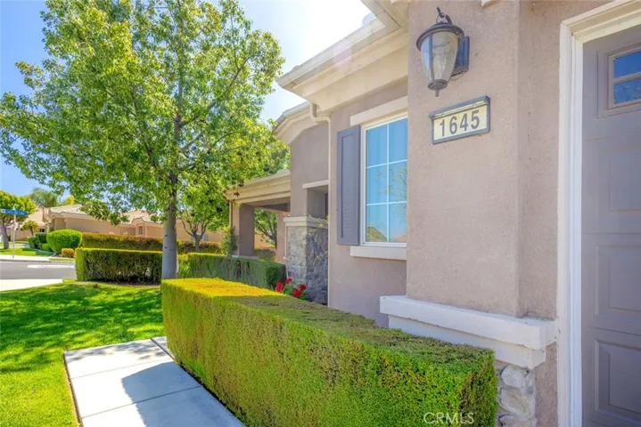 1645 Camino Cresta, Hemet, California 92545