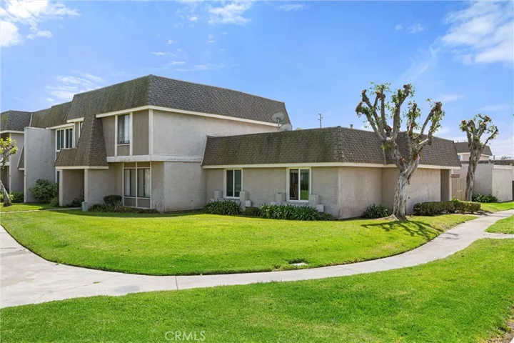 2153 W York, Anaheim, California 92804