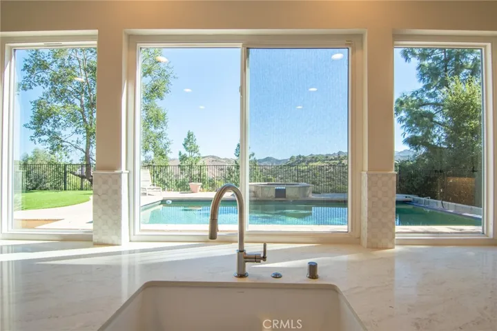 2660 Grandoaks Drive, Westlake Village, California 91361