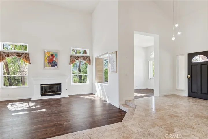 2660 Grandoaks Drive, Westlake Village, California 91361