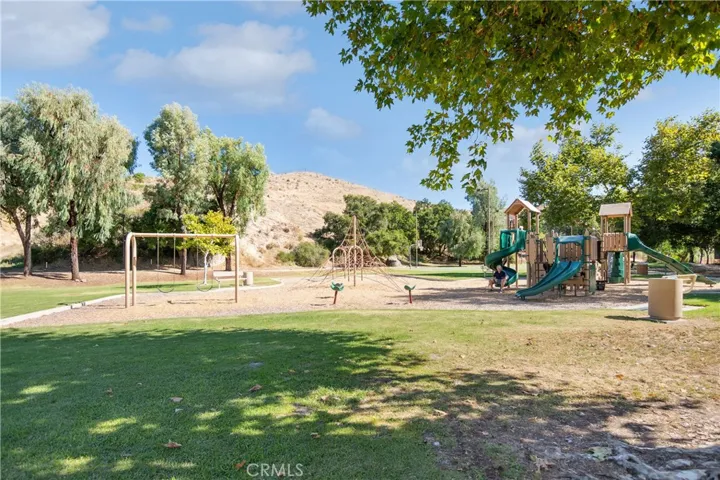 2660 Grandoaks Drive, Westlake Village, California 91361