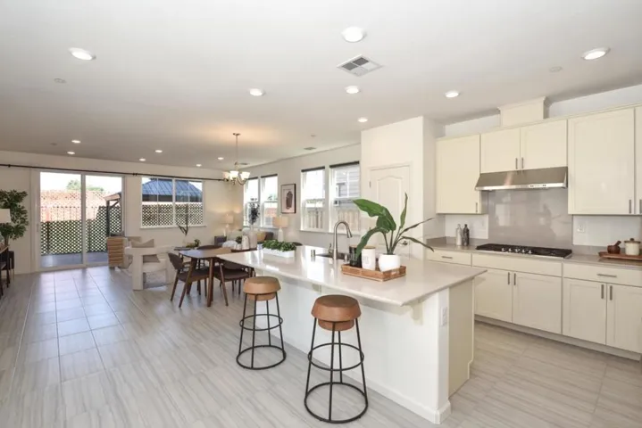 4961 Bunkhouse, Fremont, California 94555