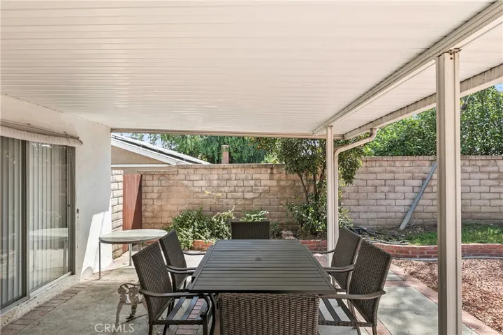 Covered Patio approx. 228 sqft