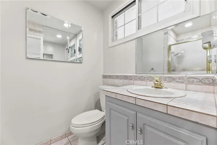 Master Bathroom Large Vanity