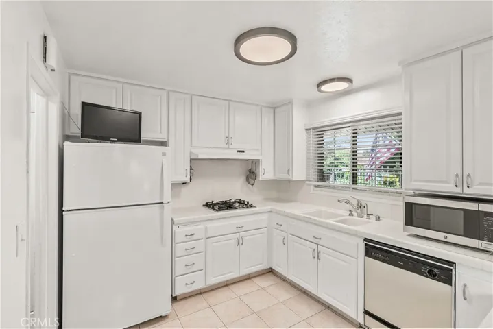 16914 Kinzie Street, Northridge, California 91343