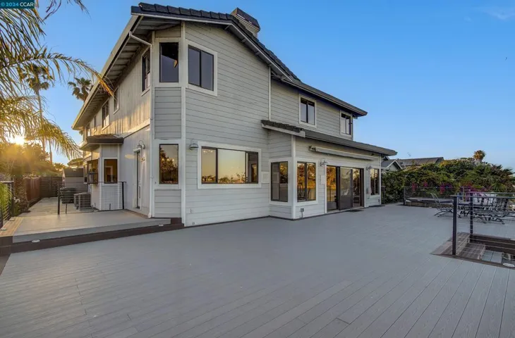 1255 Beach Ct, Discovery Bay, California 94505
