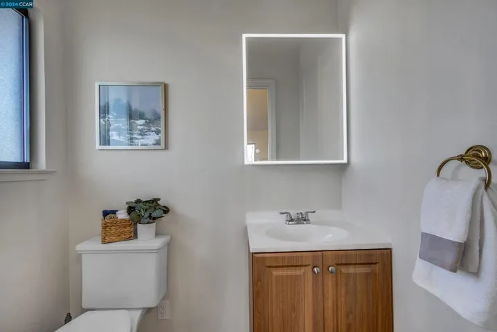 1255 Beach Ct, Discovery Bay, California 94505