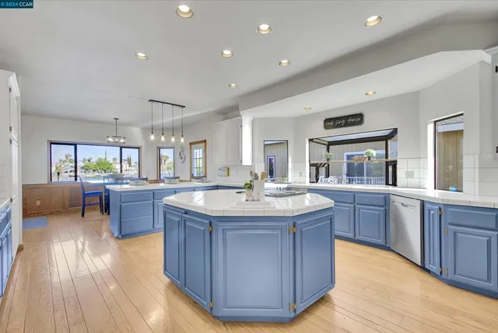 1255 Beach Ct, Discovery Bay, California 94505