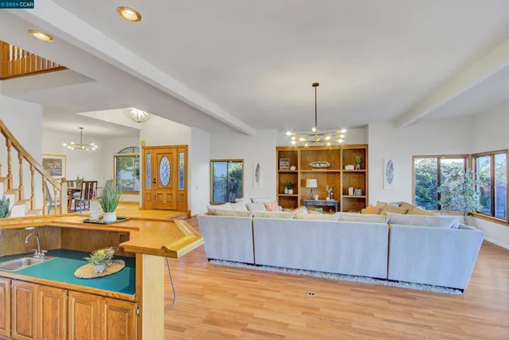 1255 Beach Ct, Discovery Bay, California 94505