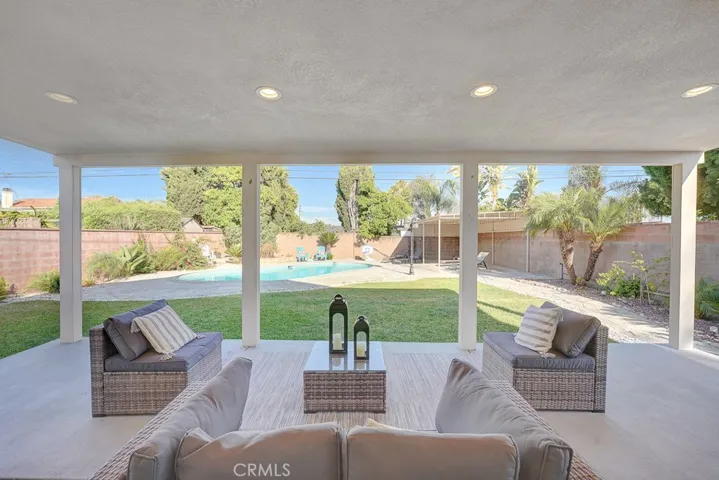 10530 Lesterford Avenue, Downey, California 90241