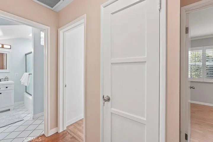 10530 Lesterford Avenue, Downey, California 90241