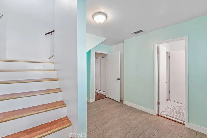 10530 Lesterford Avenue, Downey, California 90241