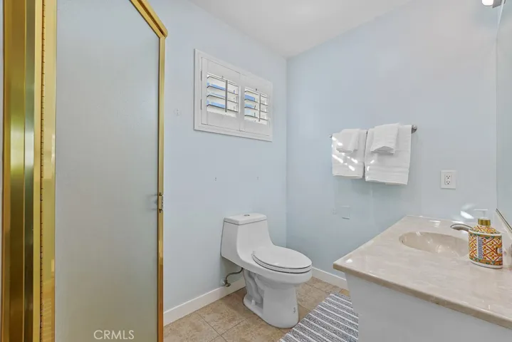 10530 Lesterford Avenue, Downey, California 90241